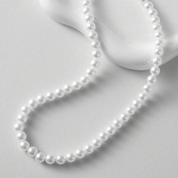 Fresh Water Pearl Necklace with 925 Sterling Silver Clasp - Picture 2 of 4